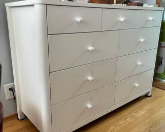 White 9 Drawer Dresser