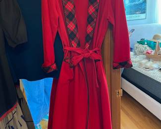 Pendleton 100% Virgin Wool Red Plaid Robe