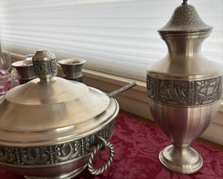 Savannah Norsk Tinn Norwegian Pewter Urn, Norsk Tinn VAGA Pewter Norwegian Pewter Lidded Serving Dish