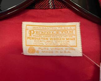 Pendleton 100% Virgin Wool Red Plaid Robe