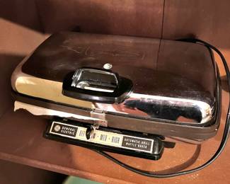 General Electric Stainless Steel Automatic Grill Waffle Baker