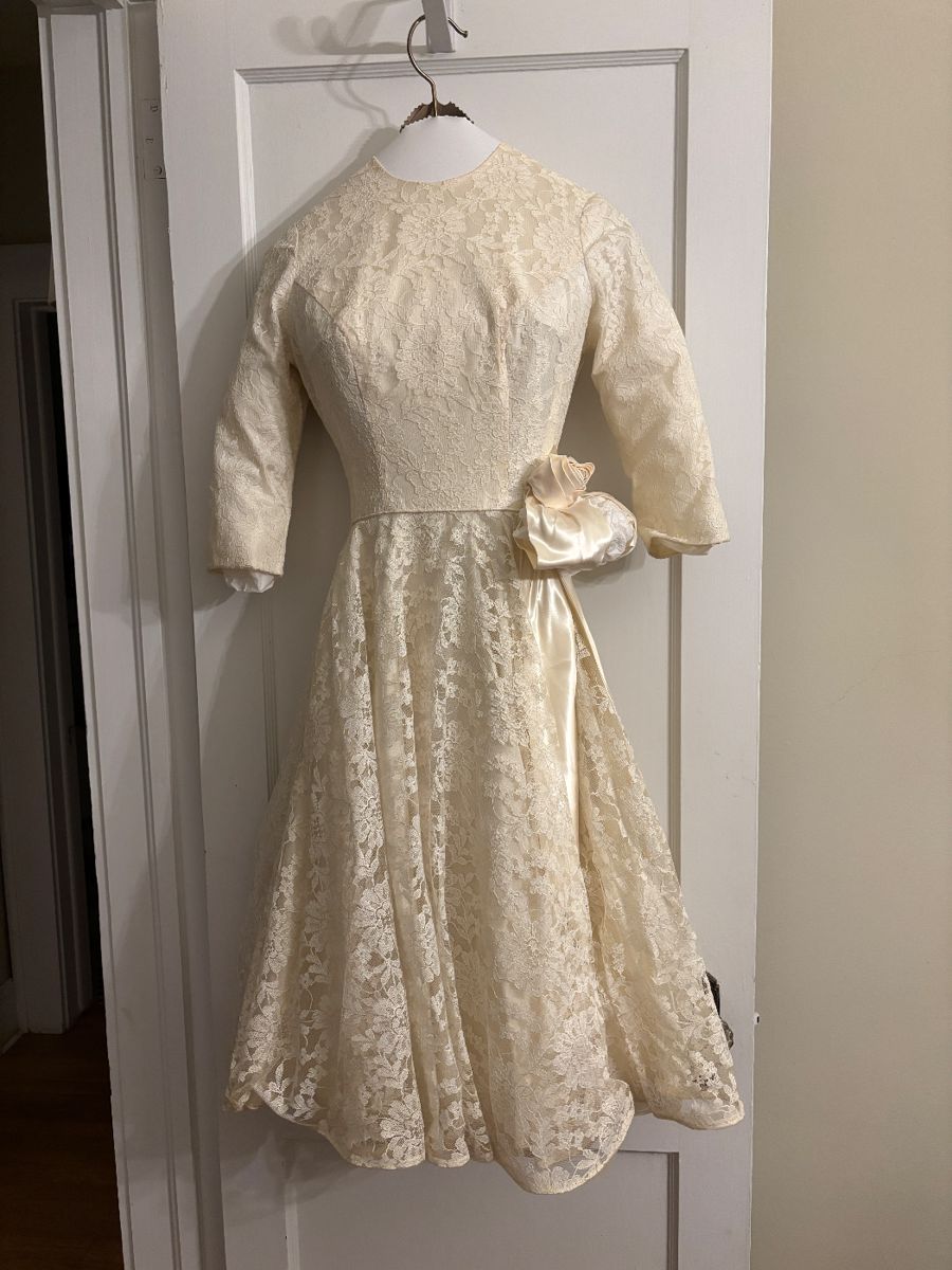 Gorgeous Vintage Wedding Dress!