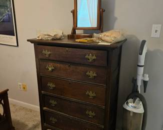 Dresser