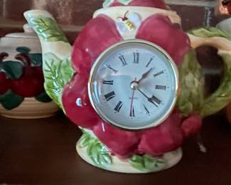 Tea picture apple with clock lots and lots of Apple dinnerware