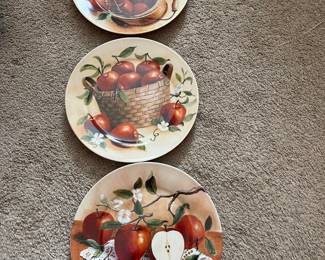 Decorative apple plates