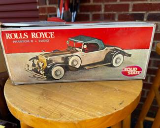 Mid 20th Century Rolls Royce Novelty Radio - $75