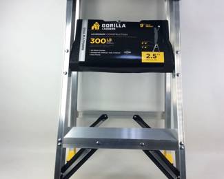 New Gorilla 2.5 Ft Step Ladder