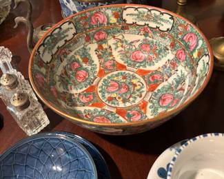 Vintage Large Canton Rose Medallion Bowl | Japanese Porcelain Ware ACF