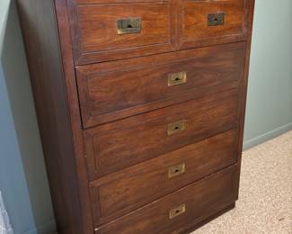 Chest of drawers
