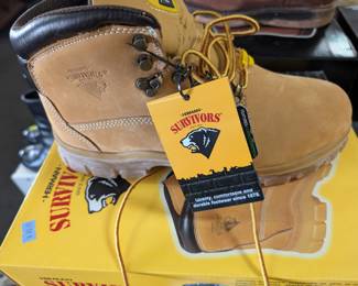 survivors steel toe boots size 9.5 $40