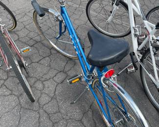 ross womans bike $200