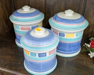cookie jars $15 for the set