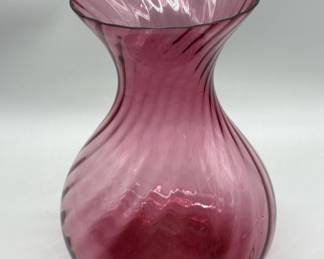 Cranberry Glass Swirl Flower Vase