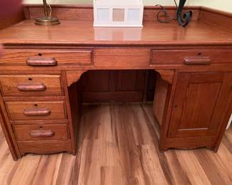 Old Canandaigua Academy teacher’s desk