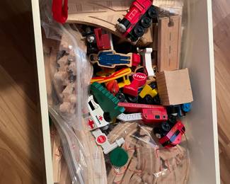 Thomas the train to set neatly packed