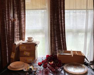 Vintage dining sets, boppy glasses