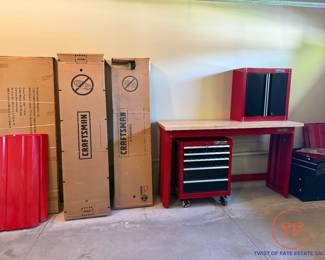 CRAFTSMAN Tool Cabinets / Workbench