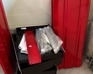 CRAFTSMAN Tool Cabinets / Workbench
