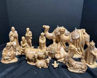 Ceramic 16 Piece Nativity Set