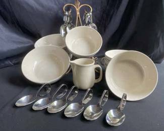 Gibson Houseware Bowls And Creamer With 12 Stainless Steel Appetizer Spoons