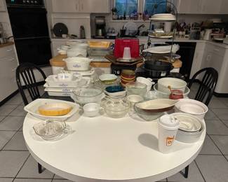 Kitchenwares, Pyrex, Corning