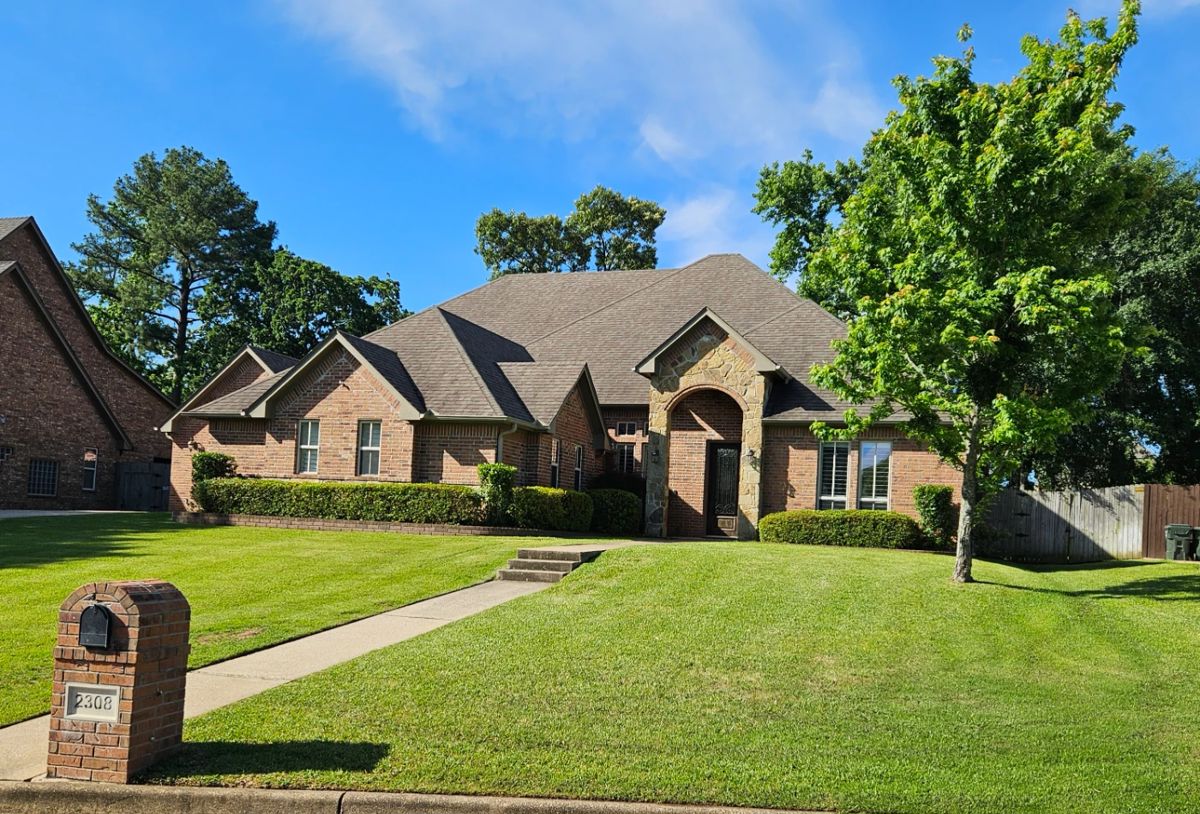 2308 Pinehurst is a sale you cannot miss!!