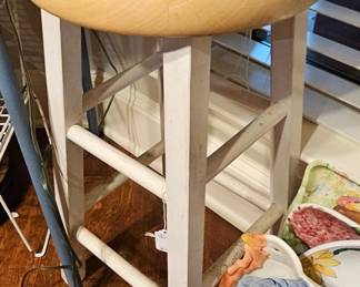 Fruit top stool