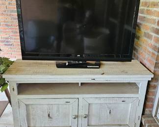 Chest and JVC 42" TV