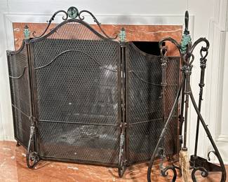 (4pc) TRANSITIONAL ART NOUVEAU FIREPLACE SET, SCREEN & TOOLS | Vintage antique reproduction made out of wrought iron, steel and glass. Oak leaves on stand and tools. - h. 38.5 x w. 17 in