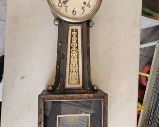 Banjo clock, works