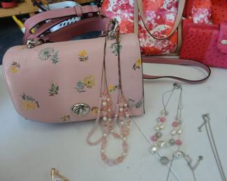 Tilly Top Coach w/Dandelion Floral Print