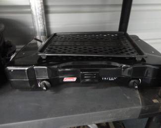 Coleman Triton Propane Camping Stove 2 burner