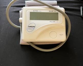 Blood pressure monitor