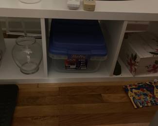 Bookcase for tv