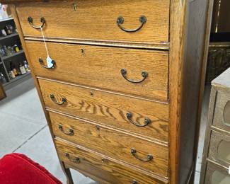 Oak Chest