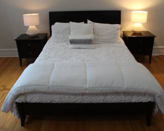 bedroom set with lightly used mattress