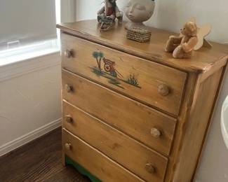 Matching Monterrey style oak chest of drawers