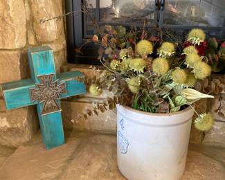 UHL Pottery Acorn Ware 4 gal crock, turquoise cross