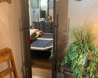 swivel floor mirror