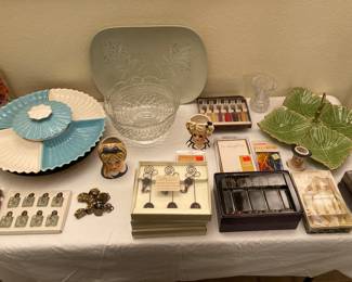 entertaining ware, place card holders, head vases