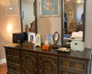 mirrored chest of drawers