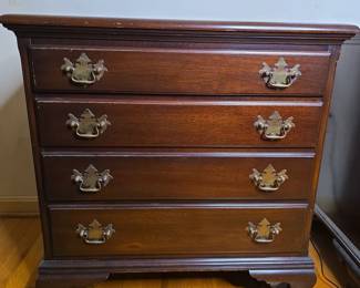 Georgetown Galleries Vintage Mahogany Dresser