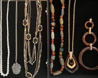 Vintage Women Necklaces