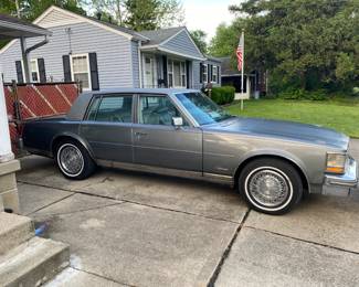 1977 CADILLAC SEVILLE ALL ORIGINAL EXCEPT FOR THE STEREO, APPROX 69000 ORIGINAL MILES, WILL NEED A NEW BATTERY. LEATHER INTERIOR. POWER EVERYTHING, WINDOWS, SEATS, DOOR LOCKS, ETC......