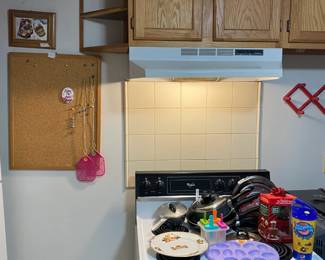 PANS, EGG PLATE, CUPS, POPCICLE MAKER AND MORE
