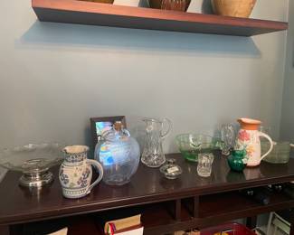 Miscellaneous items from loving home.