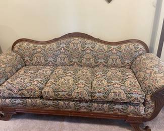 Beautiful sofa and according to the owners a great place to nap!