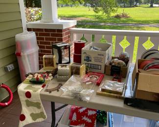 Plethora of Christmas items 