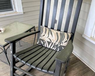 Sturdy porch rocker