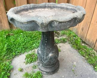 86 Vintage Bird Bathmin